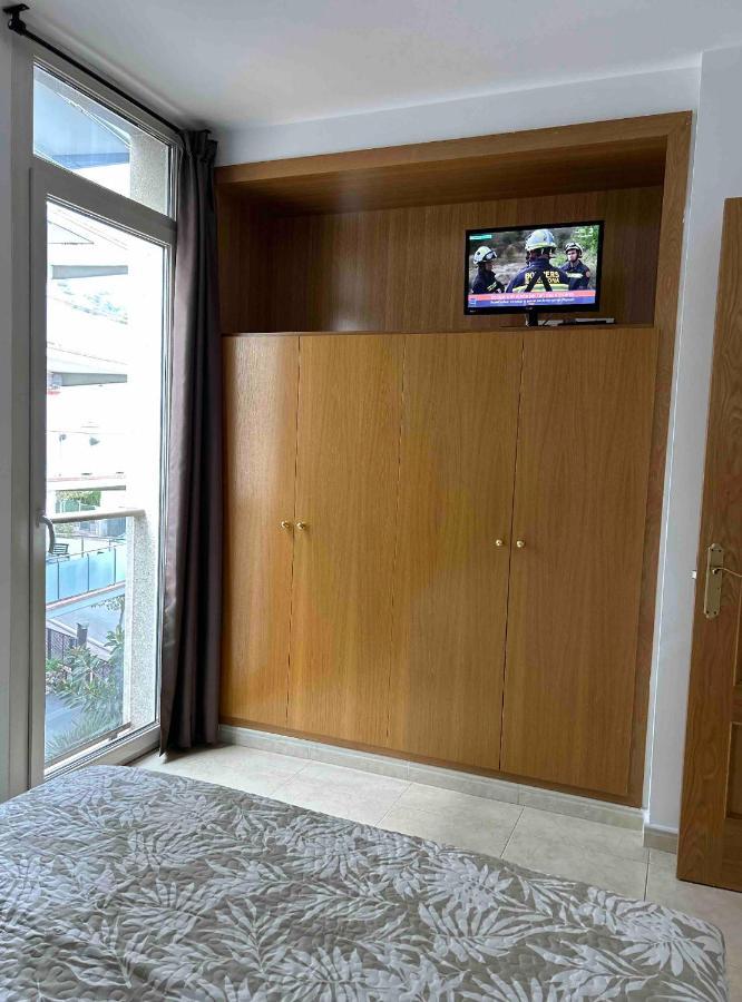 Apartaments Superiors Mtb Only Couples リョレート・デ・マル エクステリア 写真